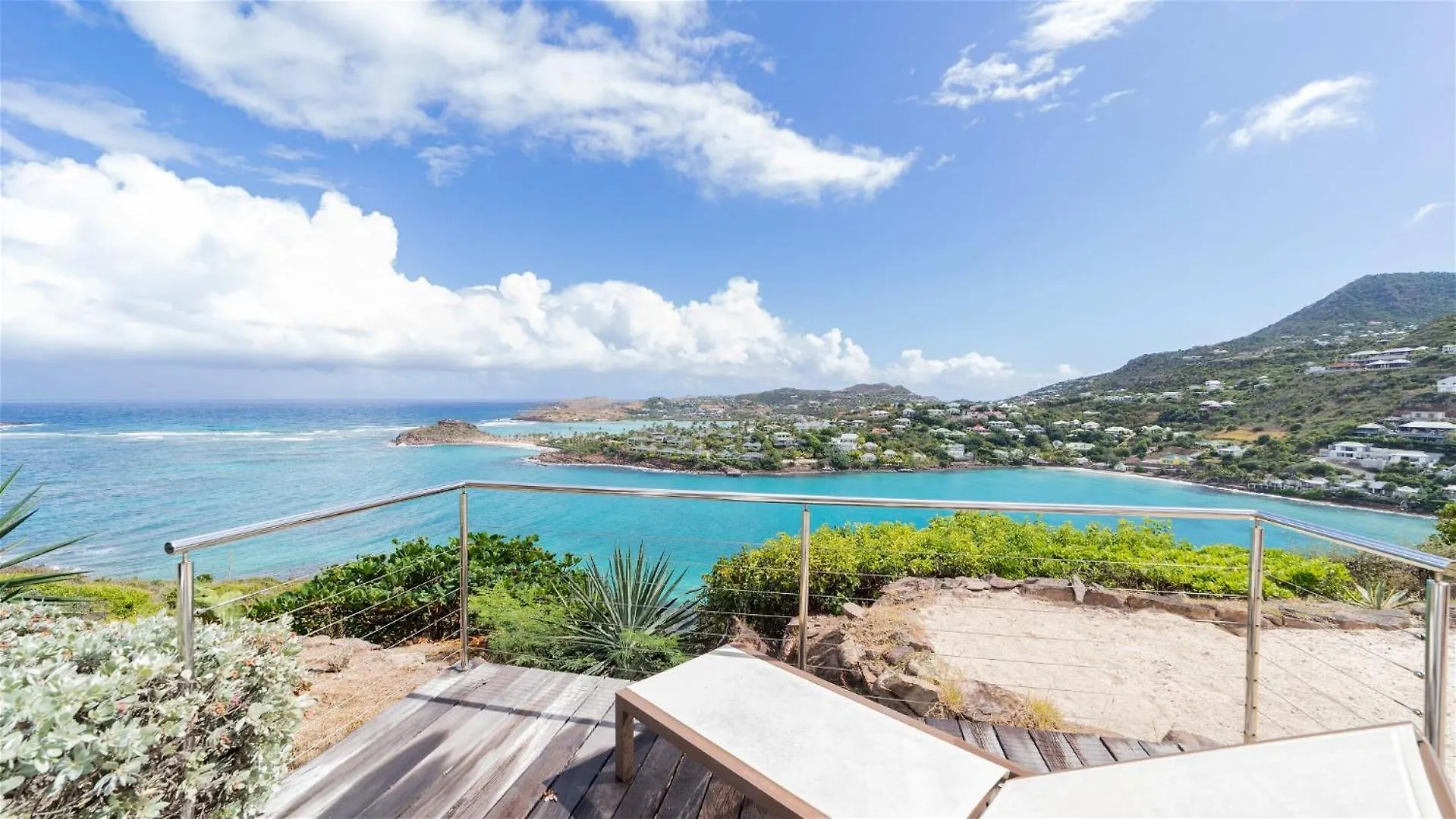 Perfect Getaway Villa In A Quiet Neighborhood Marigot