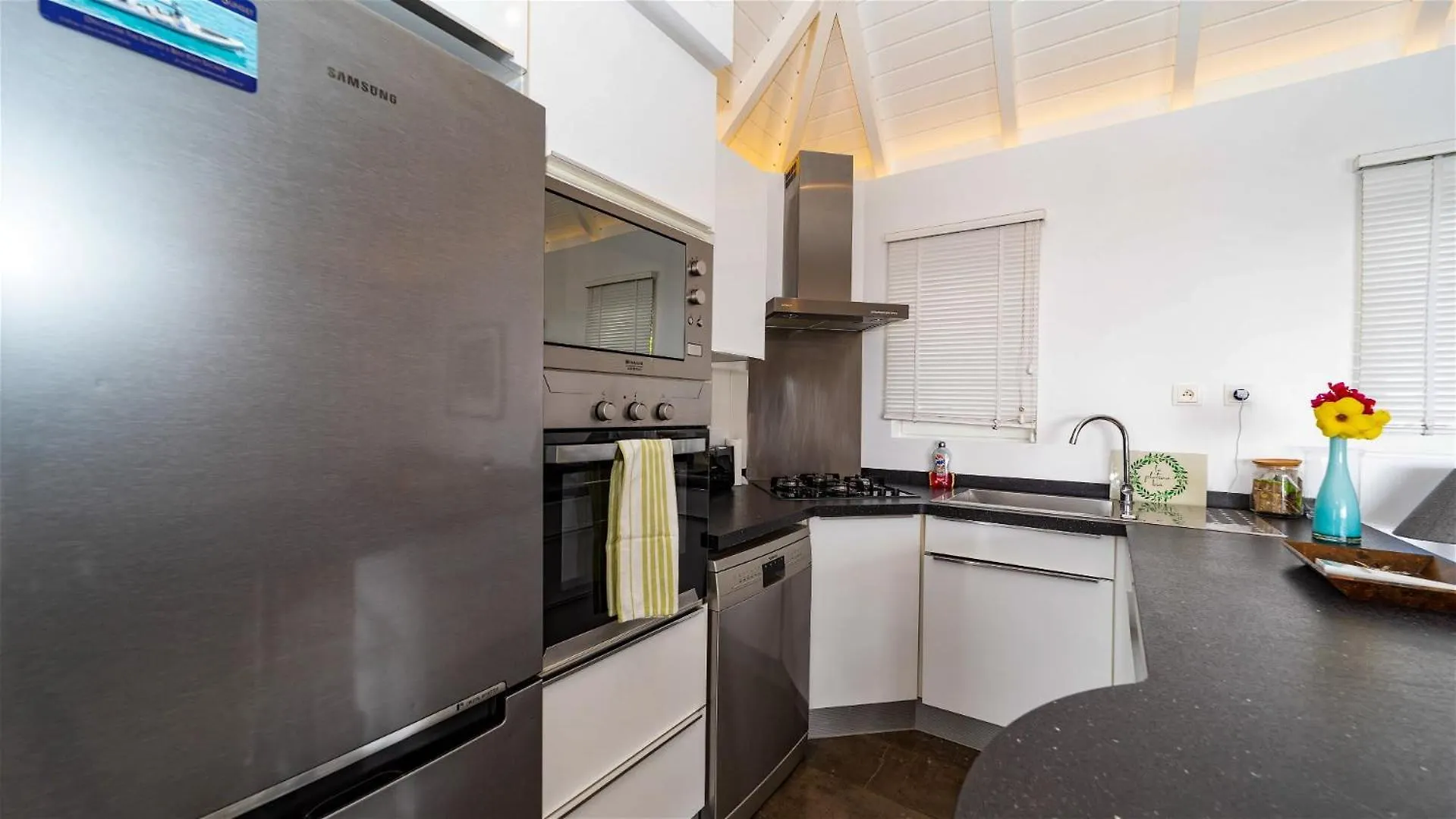 Perfect Getaway Villa In A Quiet Neighborhood Marigot سانت بارتيليمي